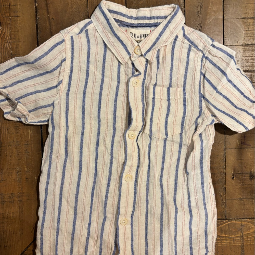 Blue and pink striped short sleeve dress shirt